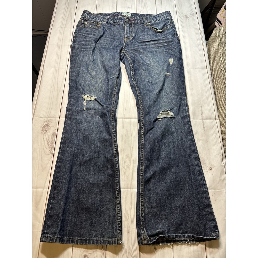 Aeropostale Hailey Flare Jeans Womens 13/14 Medium Wash Distressed Ripped Denim